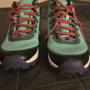 Women's Winter Boots - Teal and Red